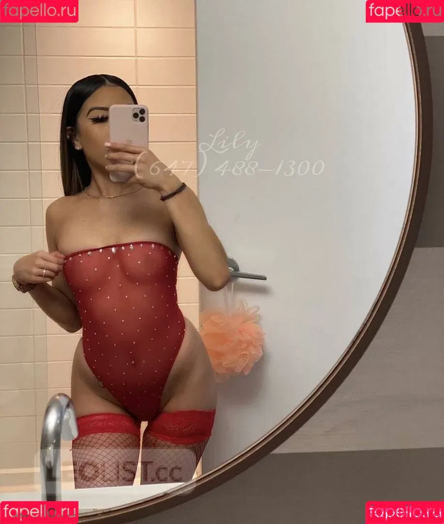Baby Lily Onlyfans Photo Gallery 