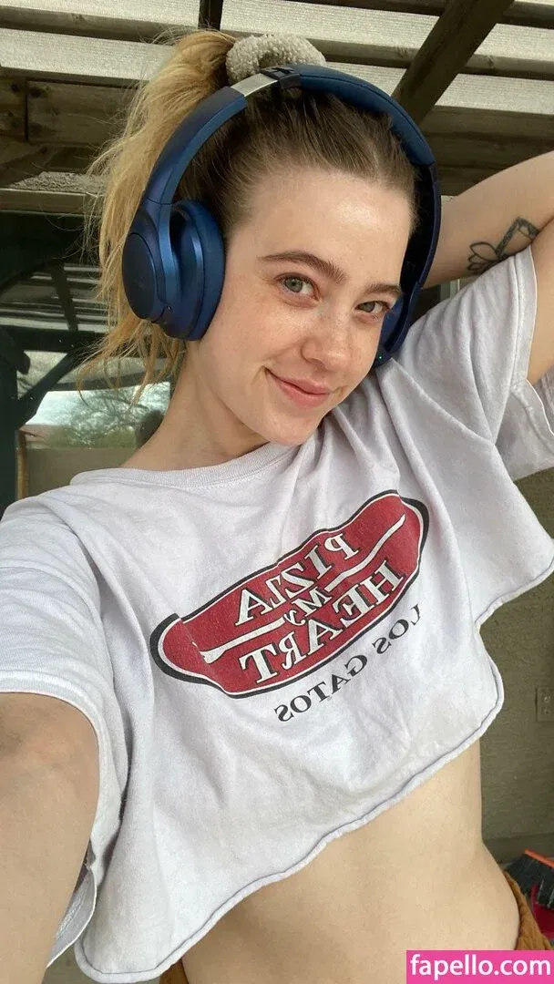 Baby Lily Onlyfans Photo Gallery 