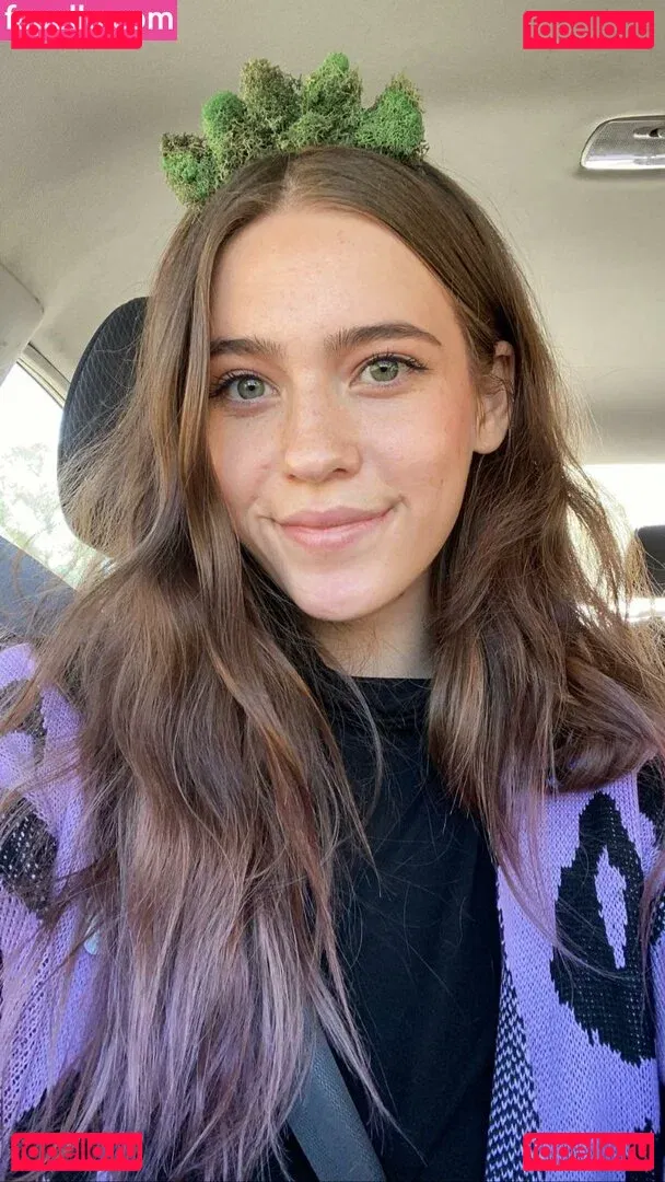 Baby Lily Onlyfans Photo Gallery 