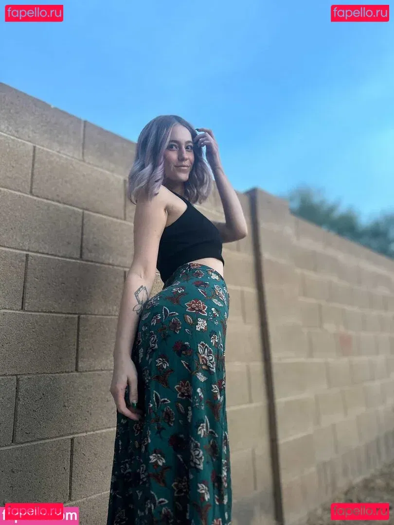 Baby Lily Onlyfans Photo Gallery 