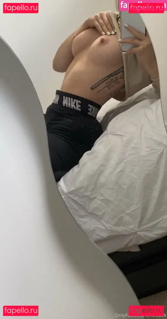 Hottlokk Onlyfans Photo Gallery 