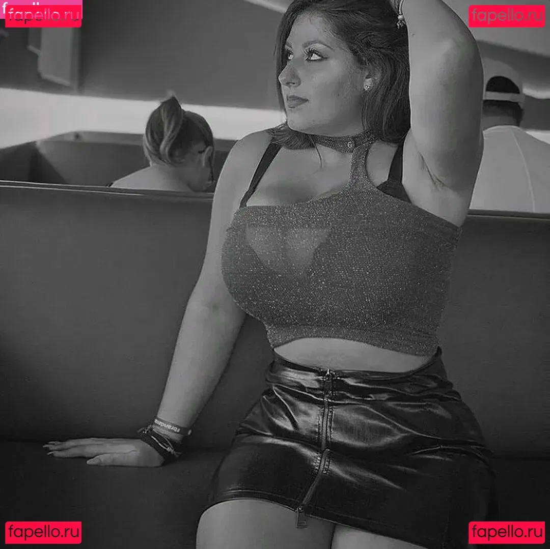 Jolanda Tummolillo Onlyfans Photo Gallery 