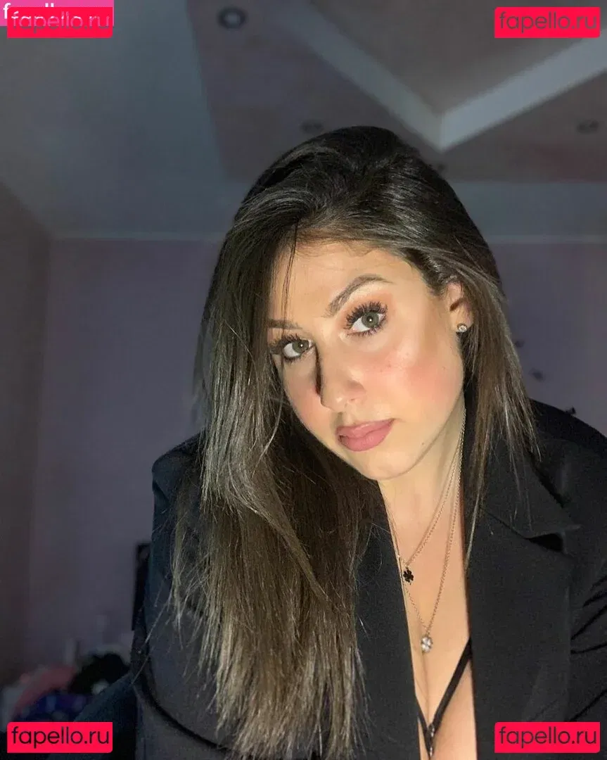 Jolanda Tummolillo Onlyfans Photo Gallery 