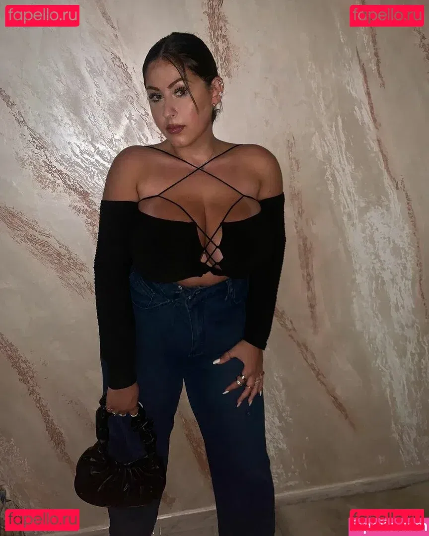 Jolanda Tummolillo Onlyfans Photo Gallery 