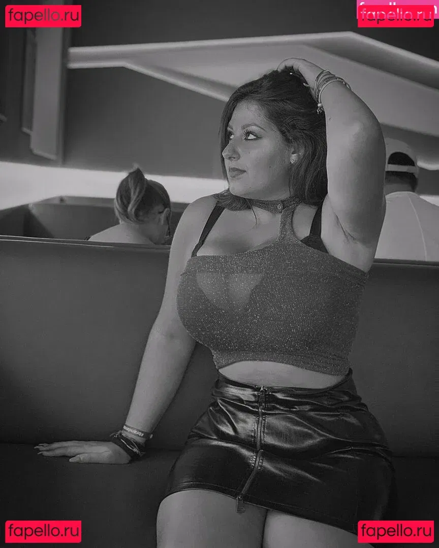 Jolanda Tummolillo Onlyfans Photo Gallery 