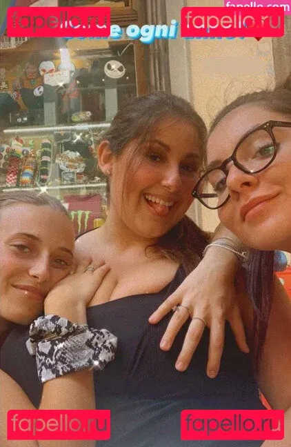 Jolanda Tummolillo Onlyfans Photo Gallery 