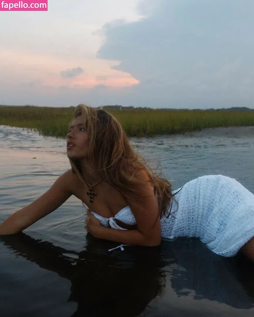 Julia Ernst Onlyfans Photo Gallery 