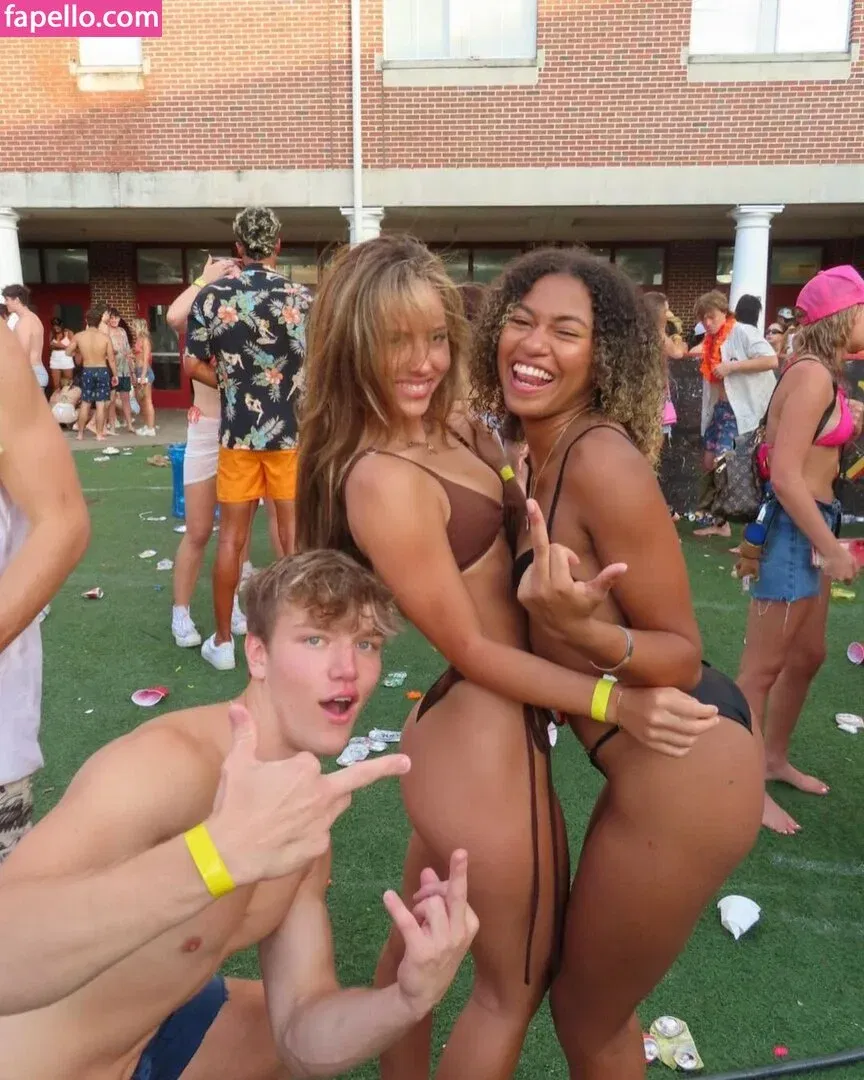 Julia Ernst Onlyfans Photo Gallery 