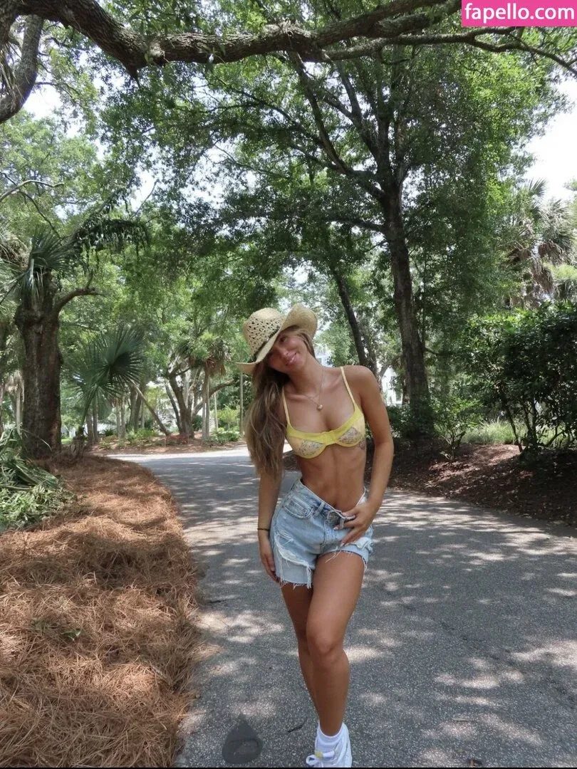 Julia Ernst Onlyfans Photo Gallery 