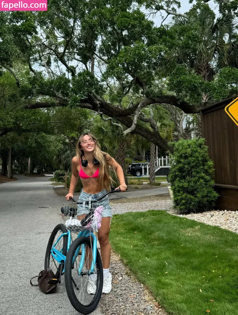 Julia Ernst Onlyfans Photo Gallery 