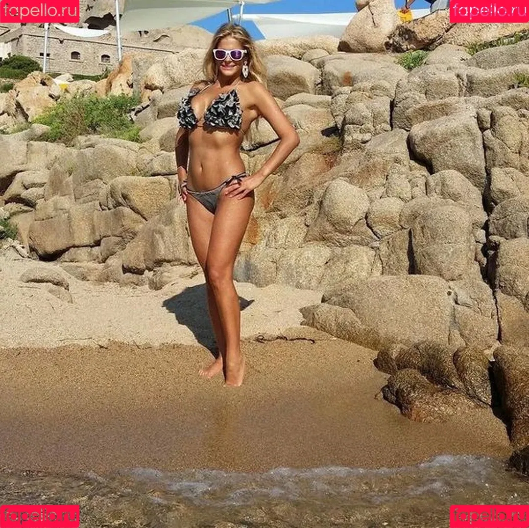 Francesca Cipriani Onlyfans Photo Gallery 