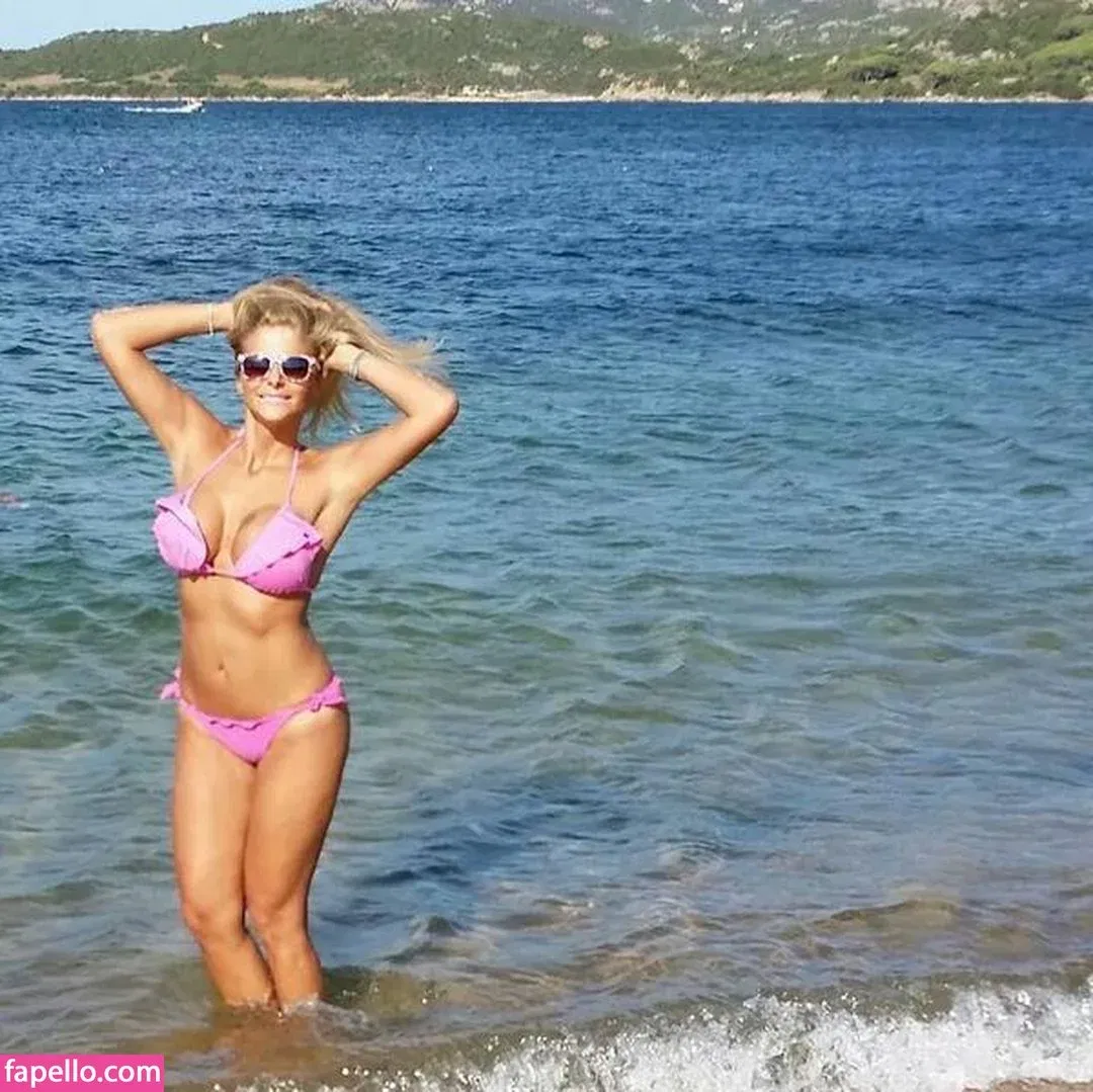 Francesca Cipriani Onlyfans Photo Gallery 