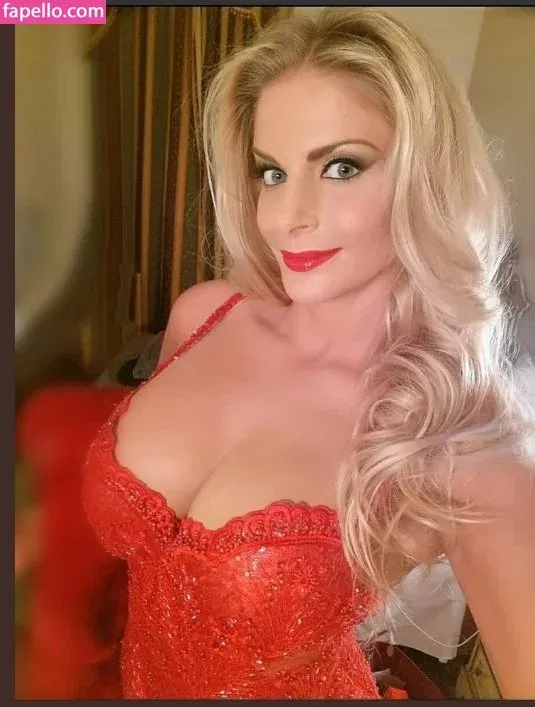 Francesca Cipriani Onlyfans Photo Gallery 