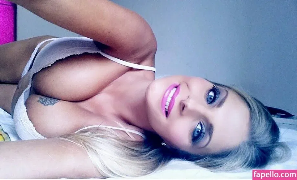 Francesca Cipriani Onlyfans Photo Gallery 