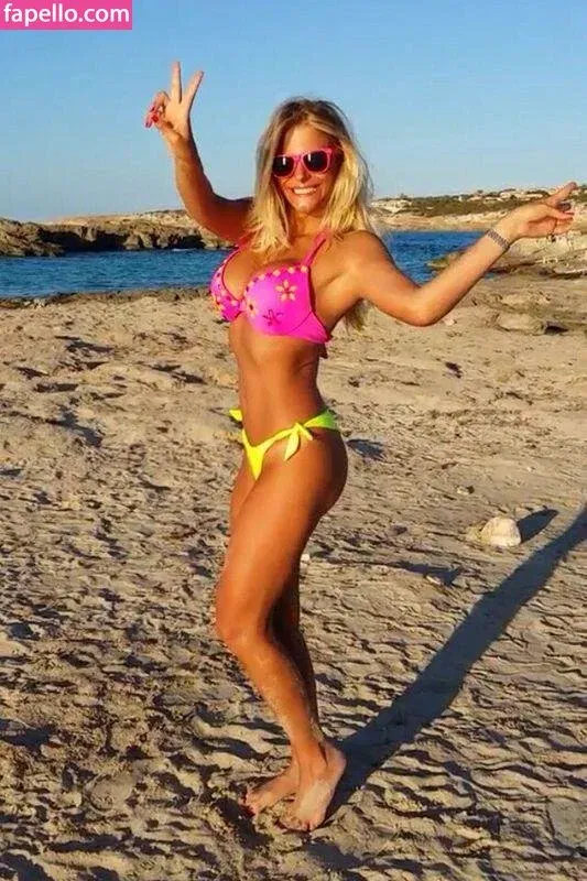 Francesca Cipriani Onlyfans Photo Gallery 