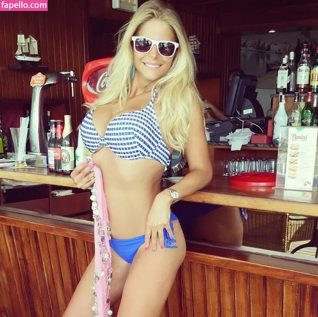 Francesca Cipriani Onlyfans Photo Gallery 