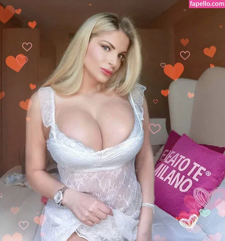 Francesca Cipriani Onlyfans Photo Gallery 