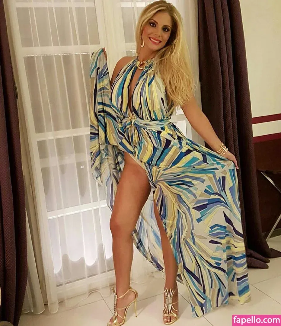 Francesca Cipriani Onlyfans Photo Gallery 