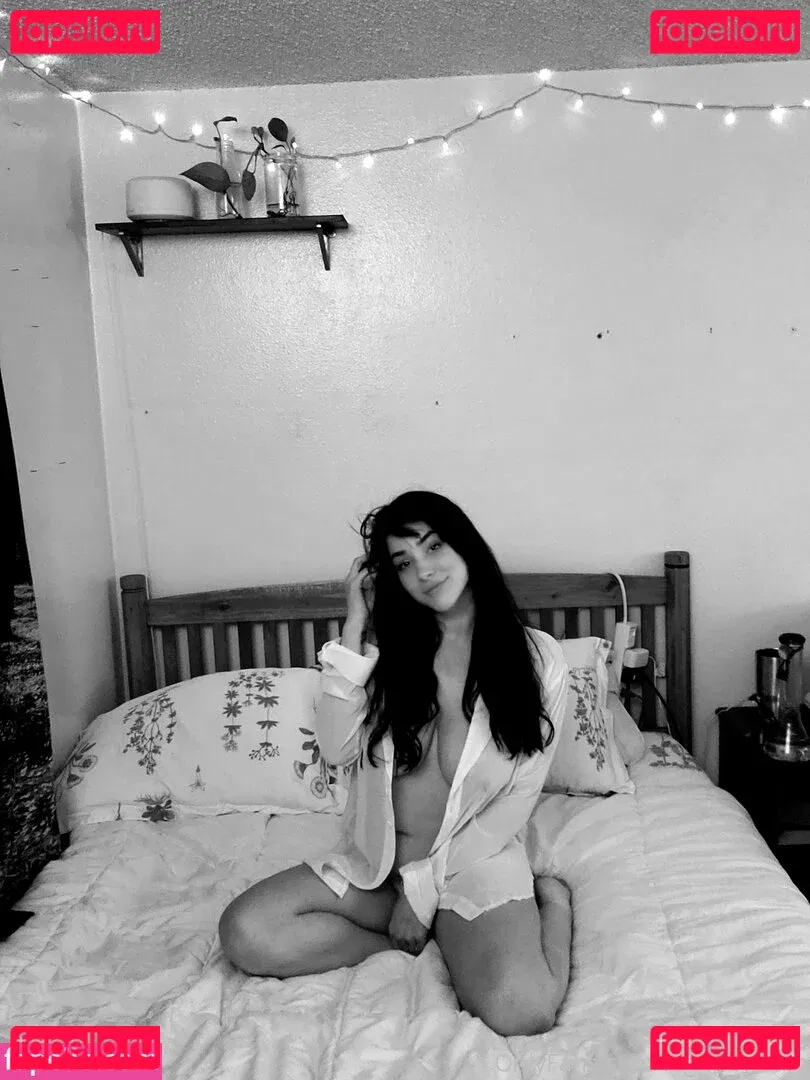 Itsalesa Onlyfans Photo Gallery 