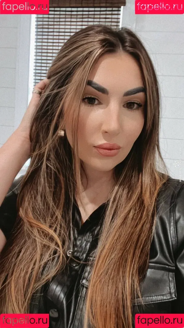 Cassie Lee Onlyfans Photo Gallery 