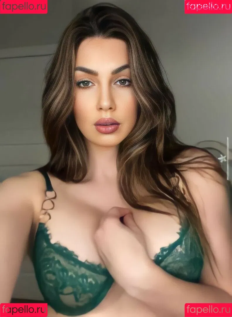 Cassie Lee Onlyfans Photo Gallery 