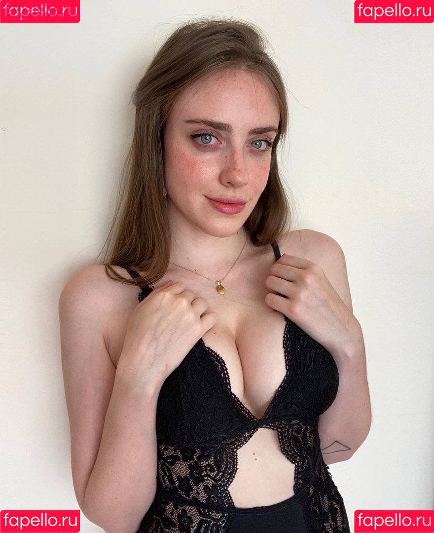 Mashenka Onlyfans Photo Gallery 