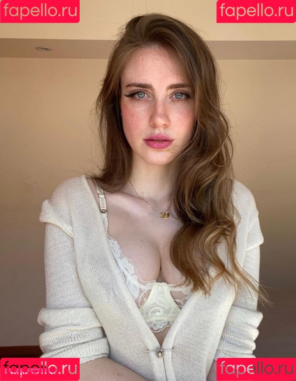 Mashenka Onlyfans Photo Gallery 