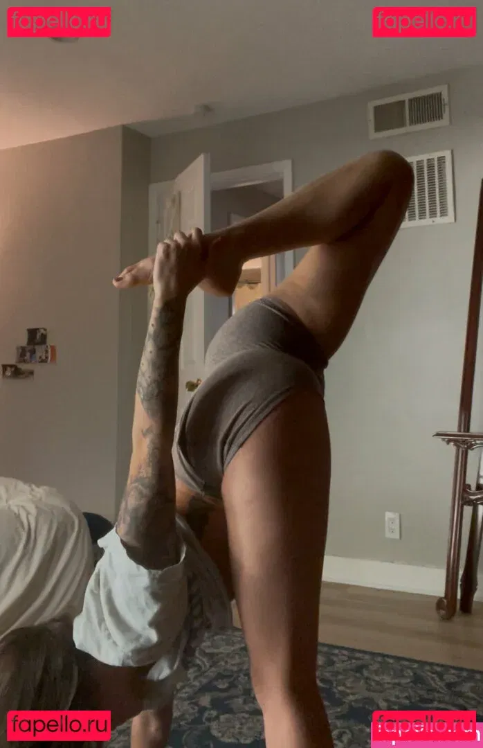 flowwithsky Onlyfans Photo Gallery 