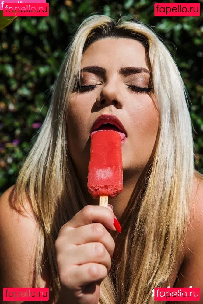 Débora Porto Onlyfans Photo Gallery 