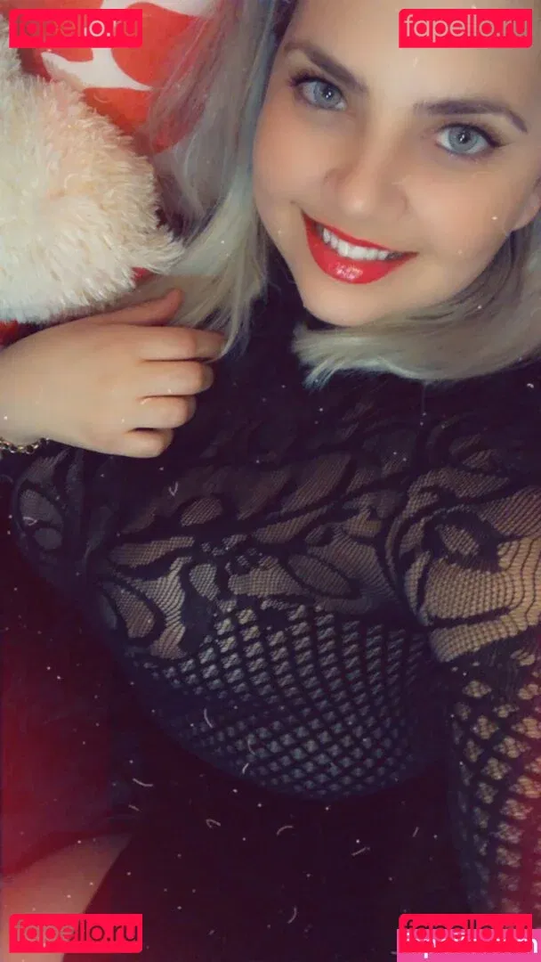 Débora Porto Onlyfans Photo Gallery 