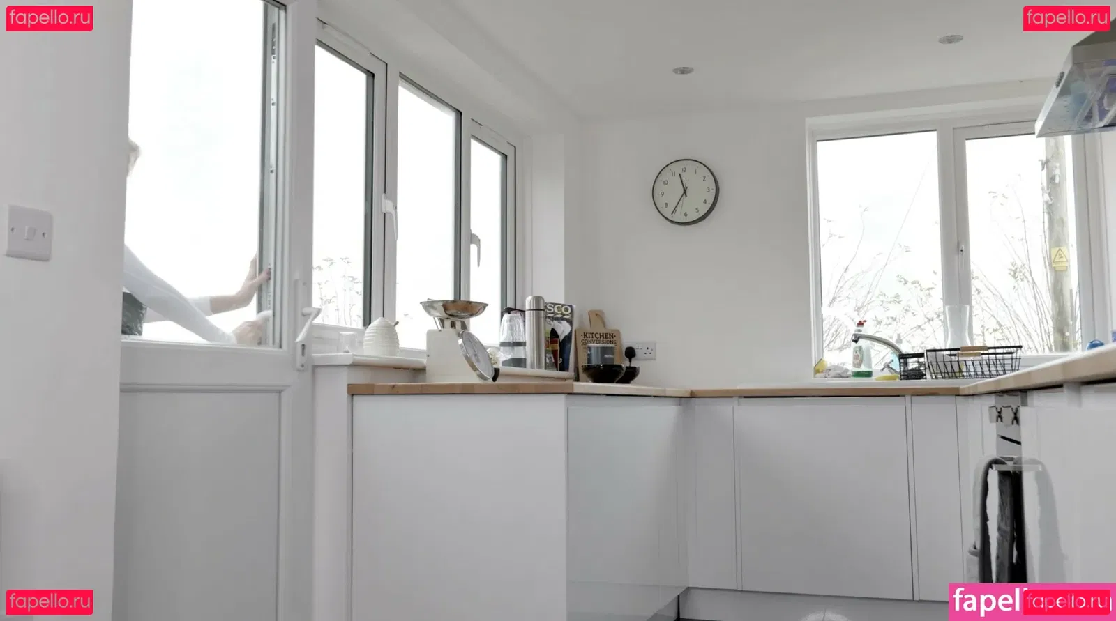 Zara Mae Onlyfans Photo Gallery 