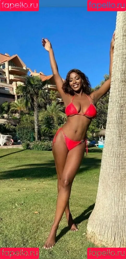 Ainett Stephens Onlyfans Photo Gallery 