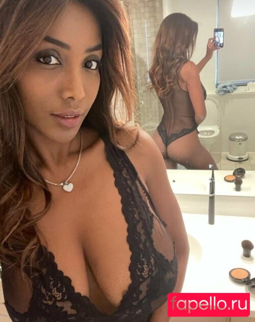 Ainett Stephens Nude Onlyfans Photo 14