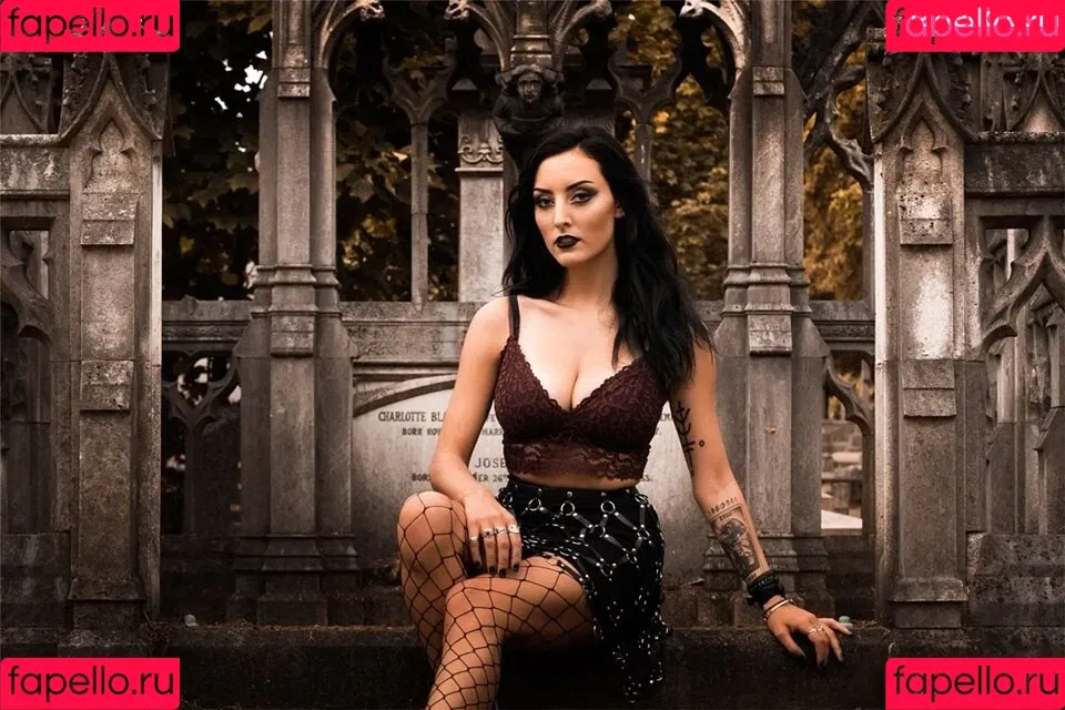 Sophie Aurelia Young Onlyfans Photo Gallery 