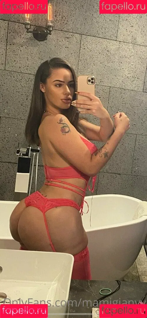 Mamigianyy Onlyfans Photo Gallery 