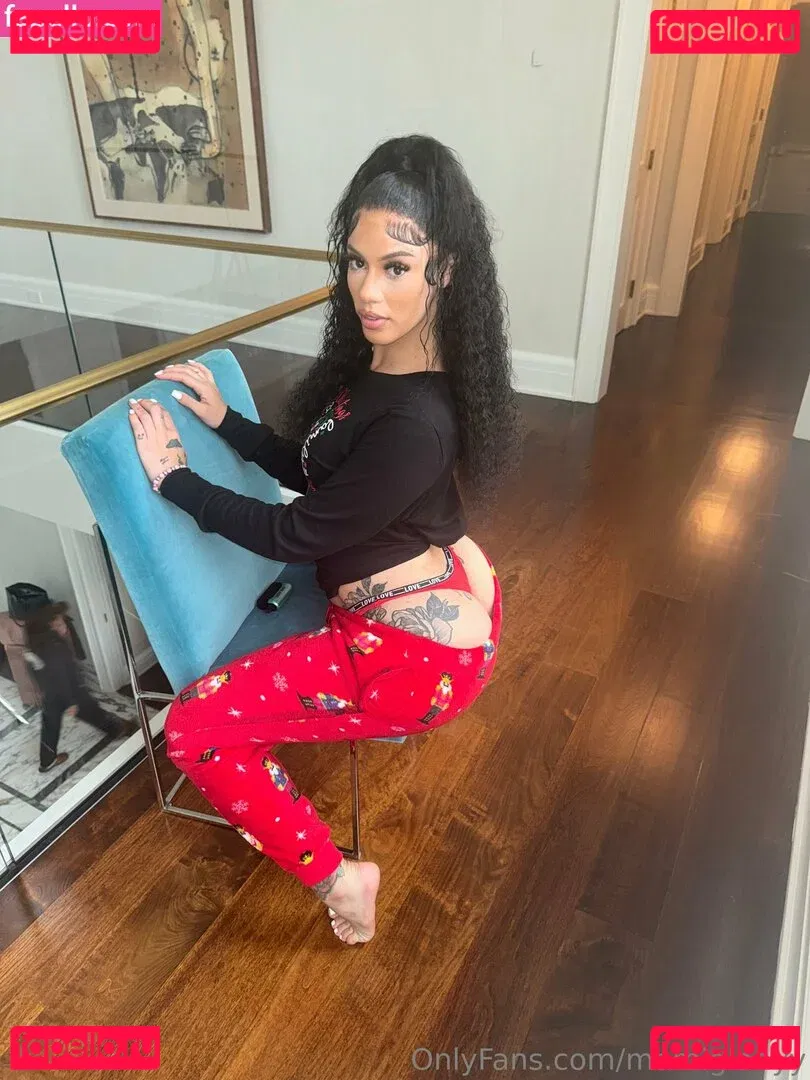 Mamigianyy Onlyfans Photo Gallery 