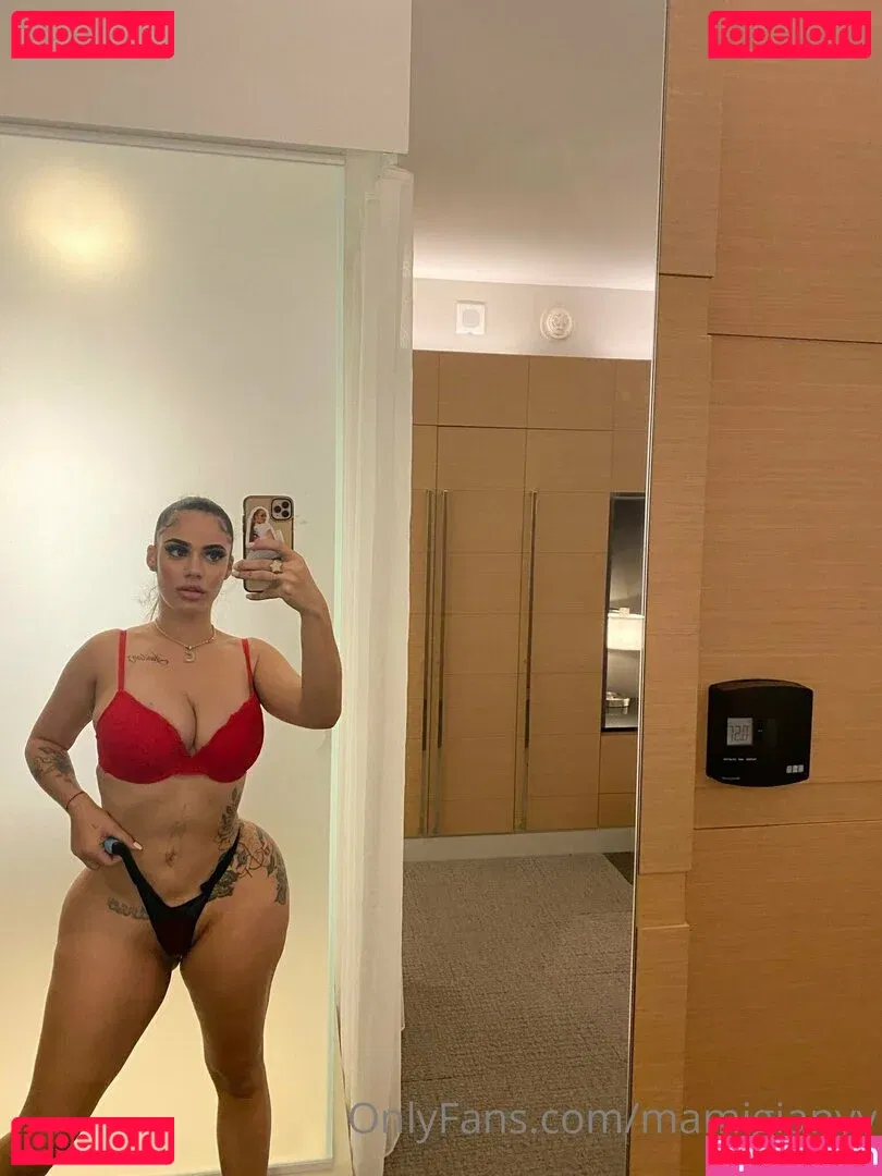 Mamigianyy Onlyfans Photo Gallery 