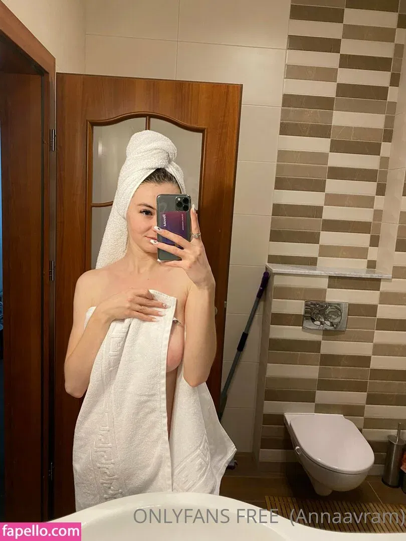 annaavram Onlyfans Photo Gallery 