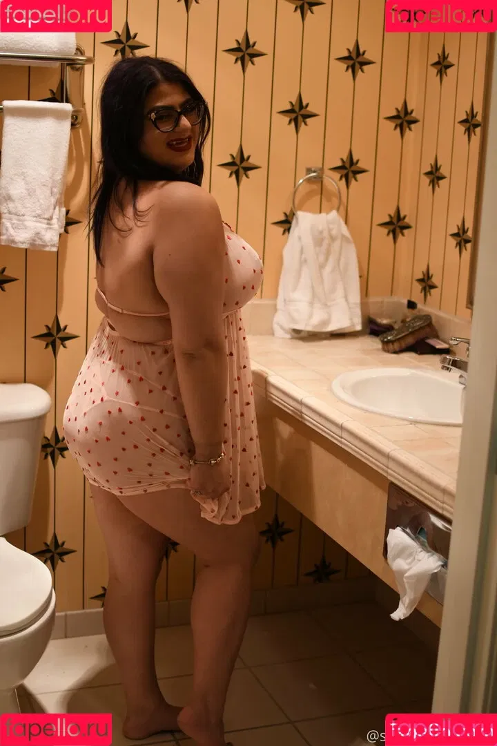 moodymusings Onlyfans Photo Gallery 