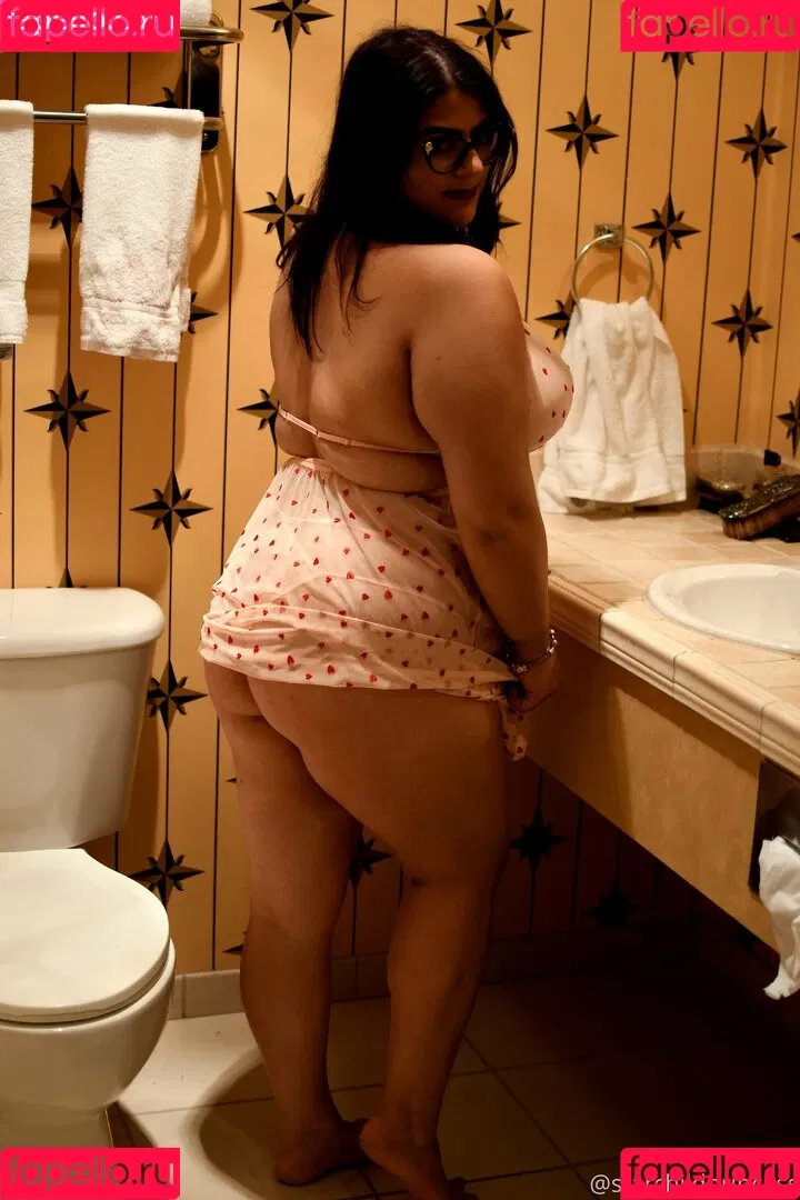 moodymusings Onlyfans Photo Gallery 