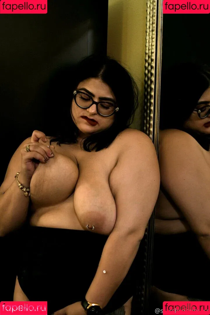 moodymusings Onlyfans Photo Gallery 