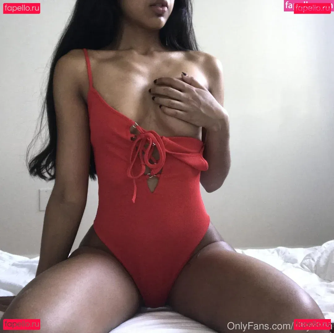 kittykhan Onlyfans Photo Gallery 