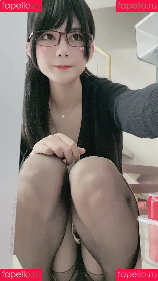 Sxeyes_ Onlyfans Photo Gallery 