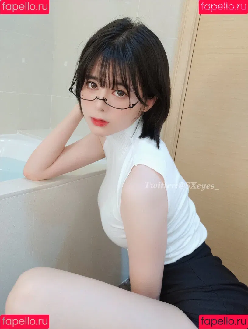 Sxeyes_ Onlyfans Photo Gallery 