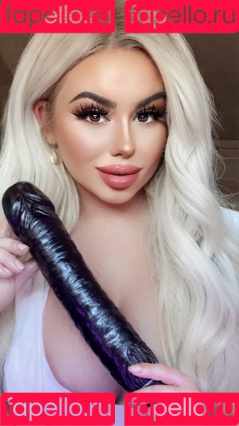 Your Little Red Head Onlyfans Photo Gallery 