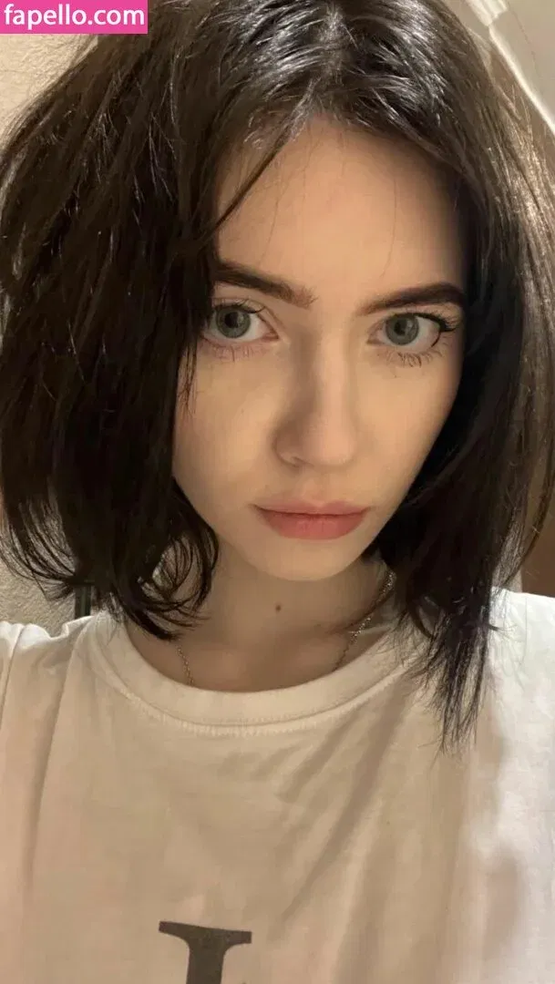 YourSmallDoll Onlyfans Photo Gallery 