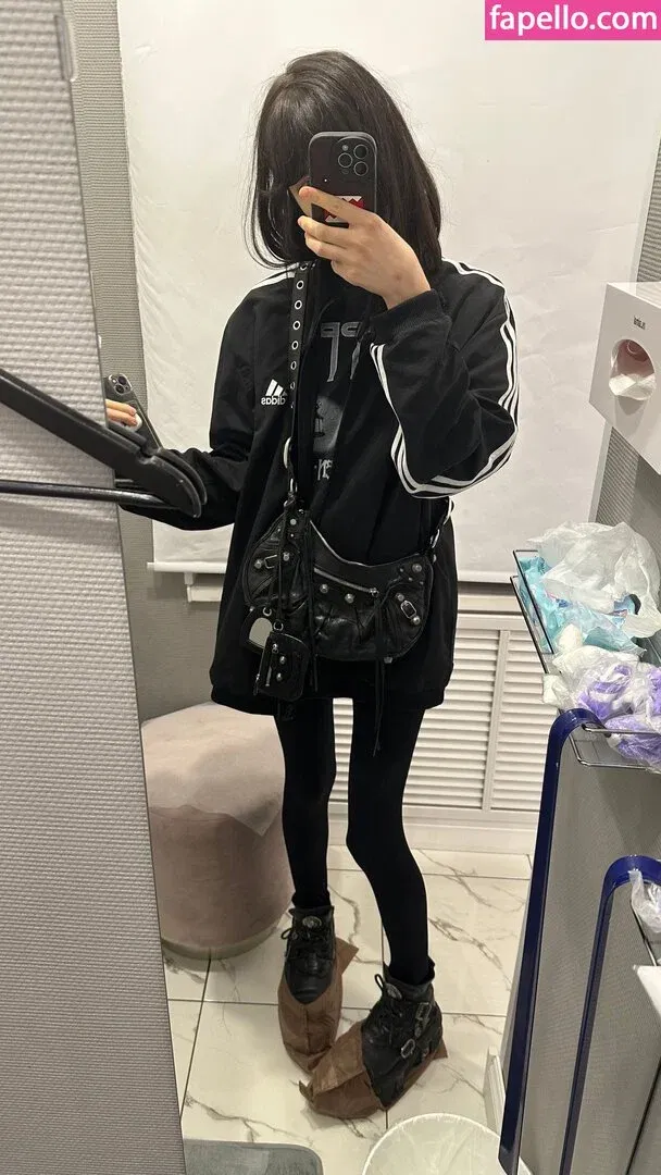 YourSmallDoll Onlyfans Photo Gallery 