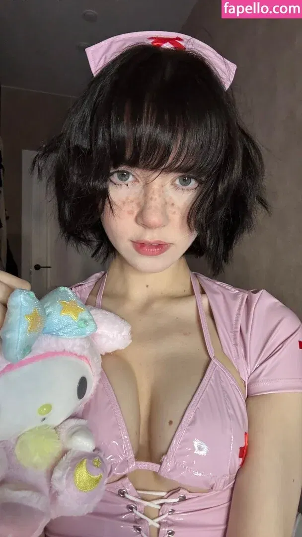 YourSmallDoll Onlyfans Photo Gallery 