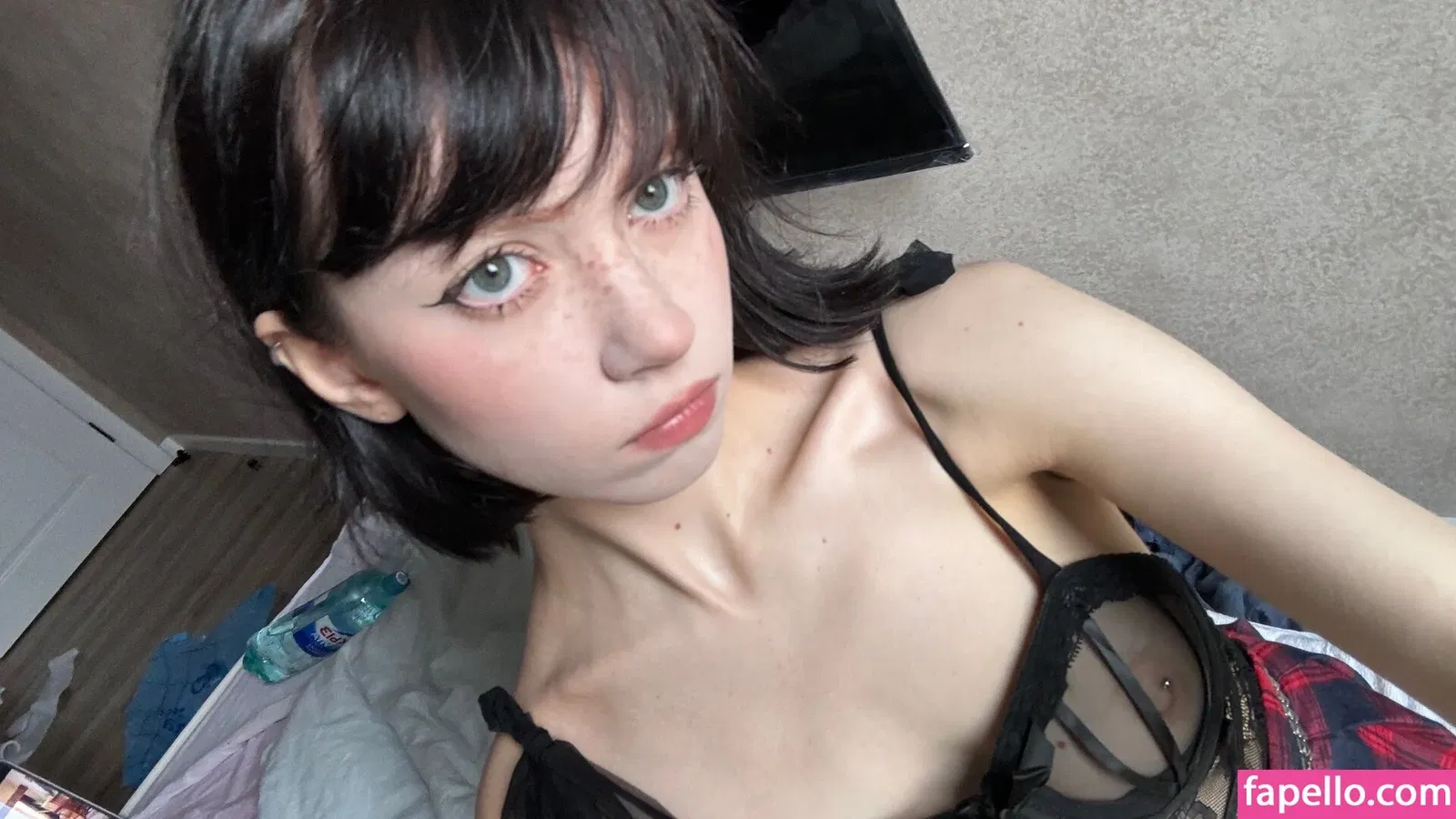 YourSmallDoll Onlyfans Photo Gallery 