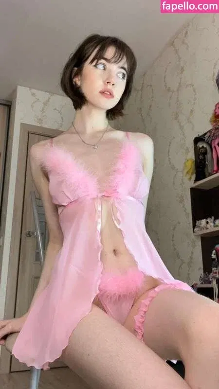YourSmallDoll Onlyfans Photo Gallery 
